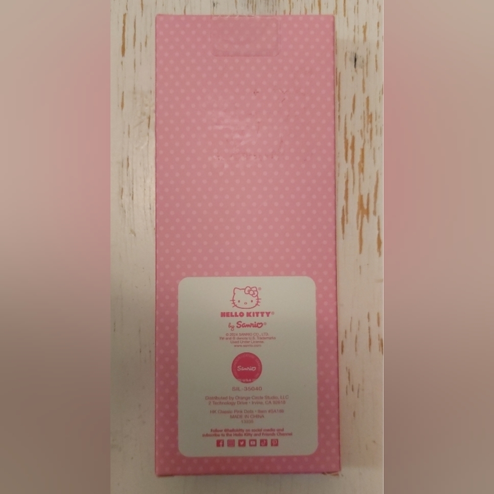Hello Kitty NWT Gel Pens Includes 5 Stationary Gift Cutesy Stocking Stuffer - Picture 4 of 4